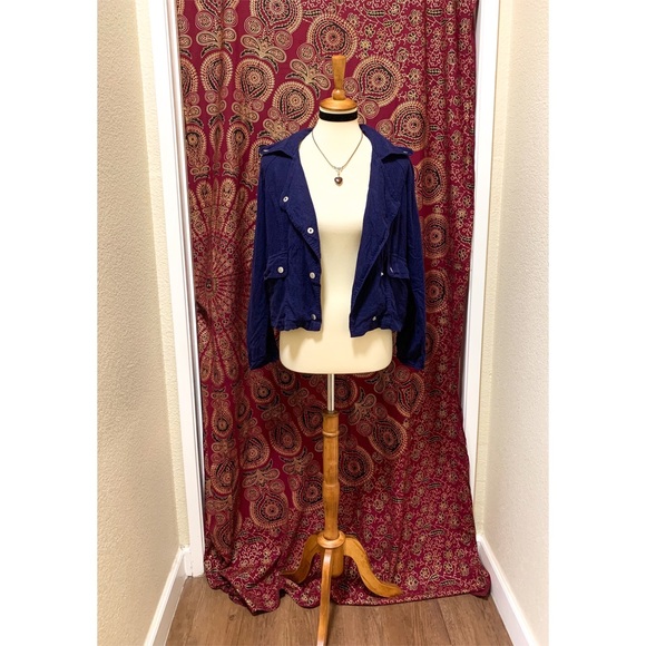 π Beautiful modern jacket - Picture 2 of 11